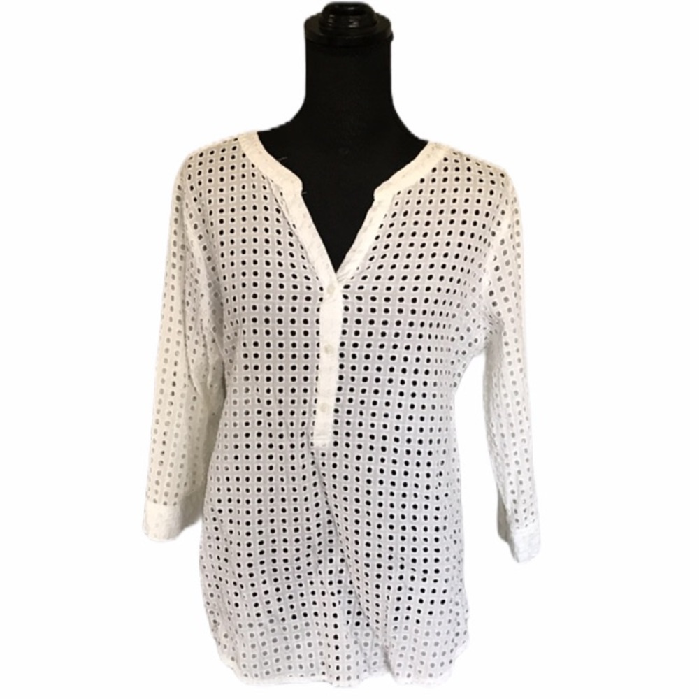 Liz Claiborne White eyelet 3/4 sleeve cotton top size large